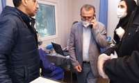 ویزیت بیماران کرونایی بصورت ویدیو کنفرانس با تهران توسط متخصص بیماری عفونی در قالب استقرار کاروان سلامت احسان
